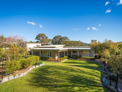 25 Lake View Drive, Narooma