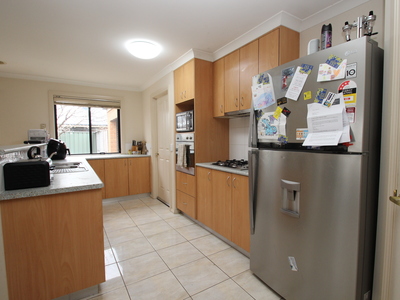 17 RACHEL COURT, Lavington