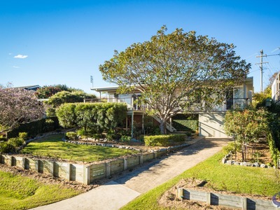 25 Lake View Drive, Narooma