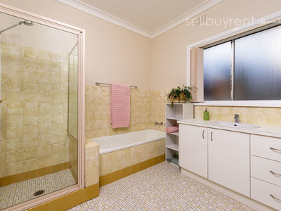43 PEARCE STREET, Wodonga