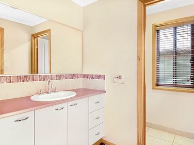 118 Rivergum Drive, East Albury