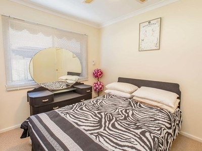 437 DAVERN PLACE, Lavington