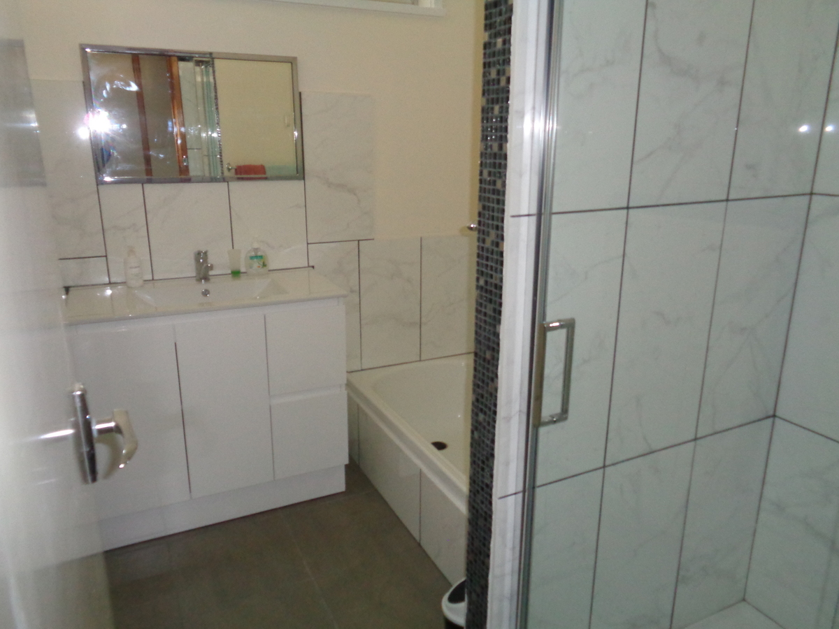 1 Moore Street, Rochester