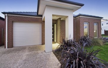 7 Rush Lily Dr, Officer