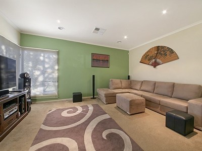 107 YARRALUMLA DRIVE, Wodonga