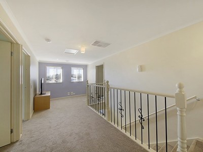 107 YARRALUMLA DRIVE, Wodonga
