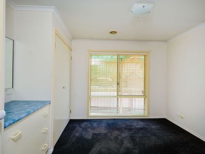 1 / 274 BORELLA ROAD, Albury