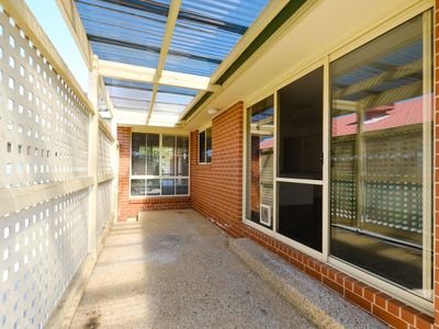 1 / 274 BORELLA ROAD, Albury