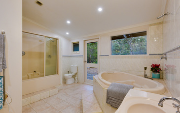 25 Mountain Road, Cockatoo