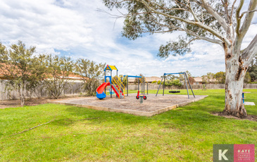 15 Tania Court, Pakenham