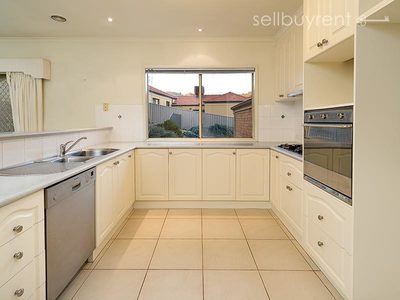 23 FLORENCE CRESCENT , Albury