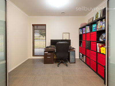 16 MAYGAR AVENUE , Wodonga