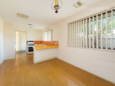 15 WILTSHIRE CRESCENT, Wodonga