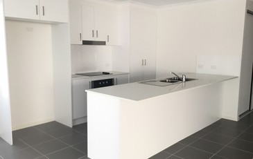 1 / 1 Kains Ave, Brassall