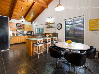 8 MITTA AVENUE, Bellbridge
