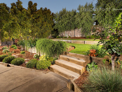 8 MITTA AVENUE, Bellbridge