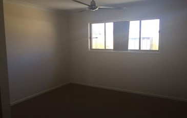 1 / 29 Troy Knight Drive, Pimpama