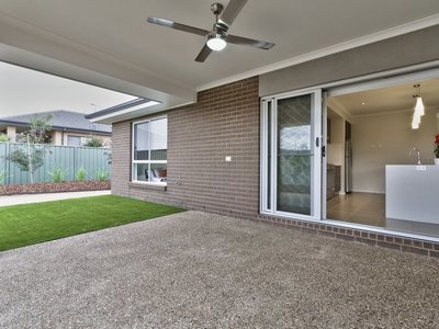 5 WEATHERS PLACE, Wodonga