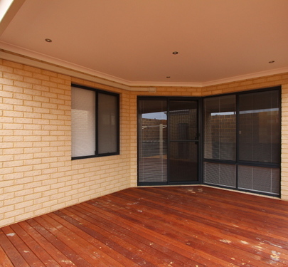 2 / 58  Central Avenue, Ascot