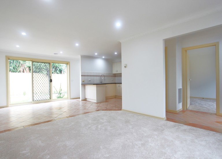 4 Bayview Avenue, Clayton