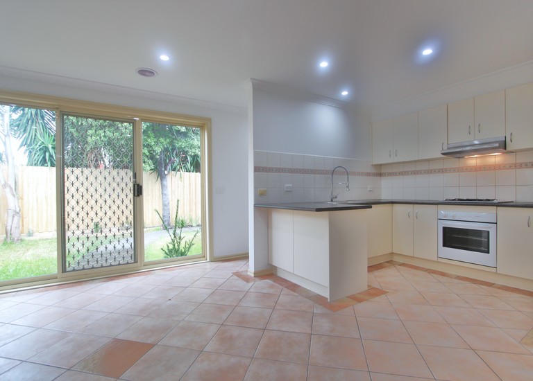 4 Bayview Avenue, Clayton