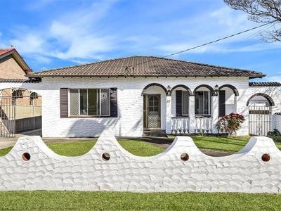 89 Illawarra St, Allawah