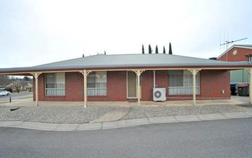 6 Retreat Road, Flora Hill
