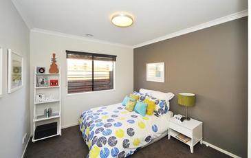 19 Evergreen Boulevard, Jackass Flat