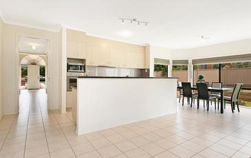 10 Yurunga Drive, Castlemaine