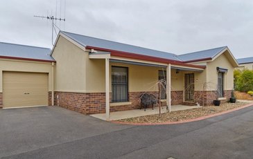Unit 2 / 3 Maldon Road, Castlemaine