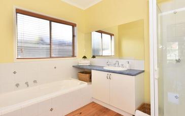 247 Aspinall Street, Kangaroo Flat