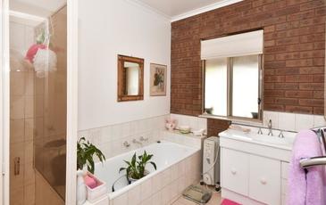 1417 Bendigo Sutton Grange Road, Sutton Grange