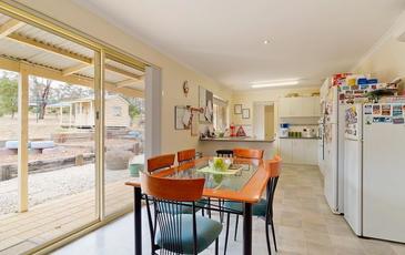 1 Neates Road, Campbells Creek