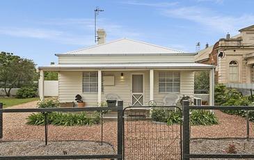 64 Michie Street, Elmore