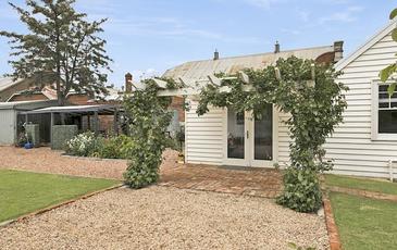 64 Michie Street, Elmore