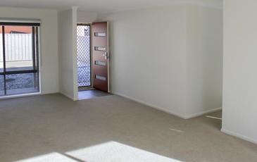 3 / 28 Inglewood Street, Golden Square
