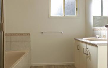 3 / 28 Inglewood Street, Golden Square