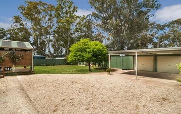 101 Crusoe Road, Kangaroo Flat