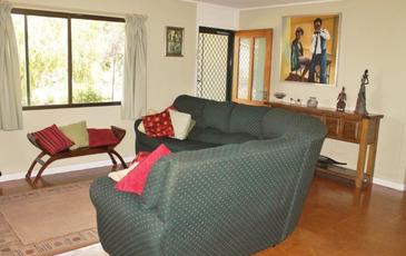 6118 Calder Highway, Inglewood