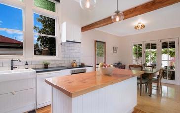 26 Railway Place, Elmore