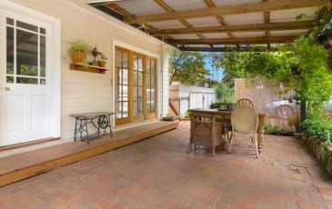 26 Railway Place, Elmore