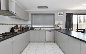 15 St George Park Drive, Kangaroo Flat
