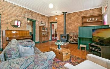 67 Lyons Street, Newstead