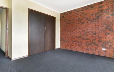 1-5, 28 Yallambee Drive, Kennington