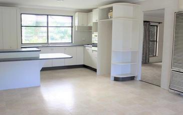 1 Willow Drive, Kennington