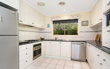 17 Peace Street, Kangaroo Flat