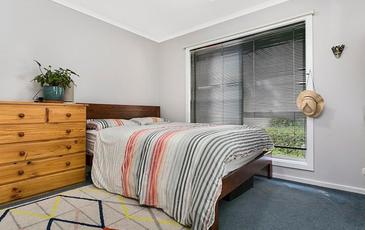 4B Becker Close, Golden Square