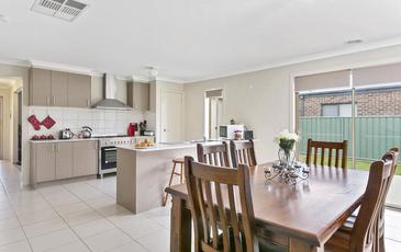 2 Triplett Avenue, Epsom
