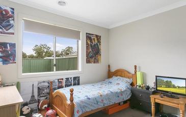2 Triplett Avenue, Epsom