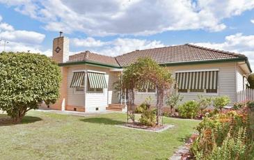6 Thomas Street, Kangaroo Flat